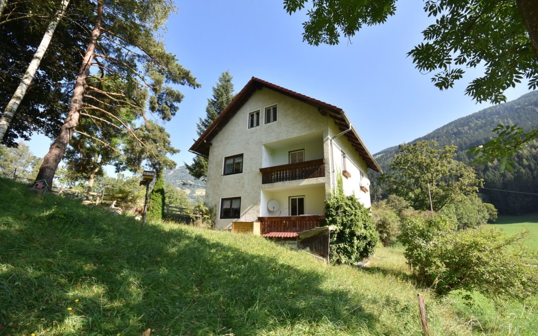 Sanierungsbedürftiges Wohnhaus inmitten des Maltatals