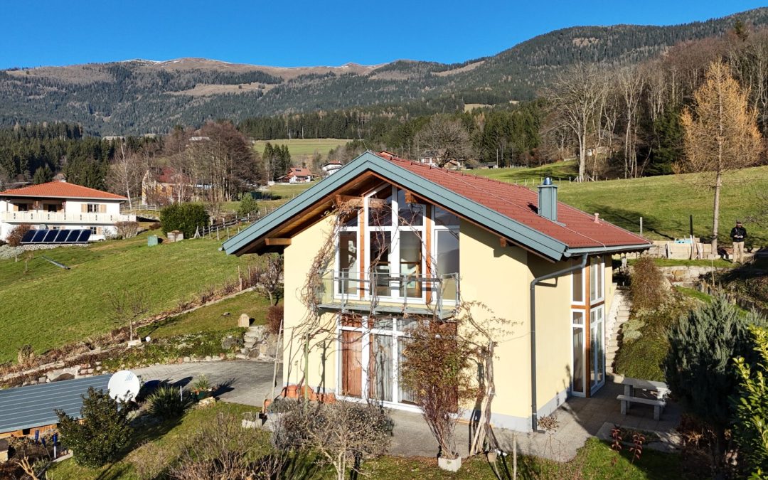 Äußerst gepflegt — 10 Minuten zum Millstättersee — Landhaus in ruhiger Panoramalage Nähe Villach und Spittal/Drau