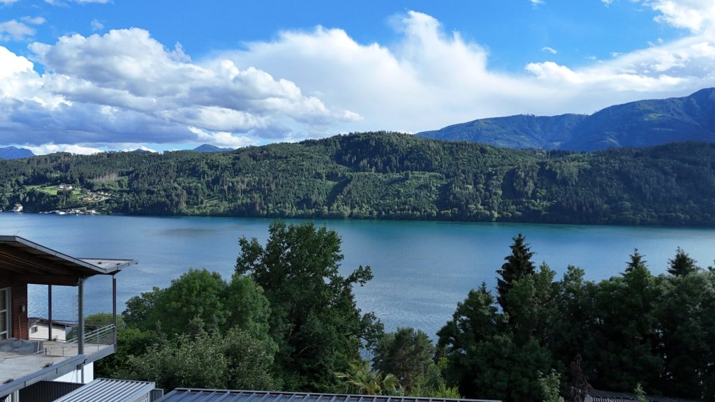 Seeblick vom Balkon