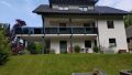 Haupthaus mit 2 Wohneinheiten Terrassen, Balkonanlage, Garten